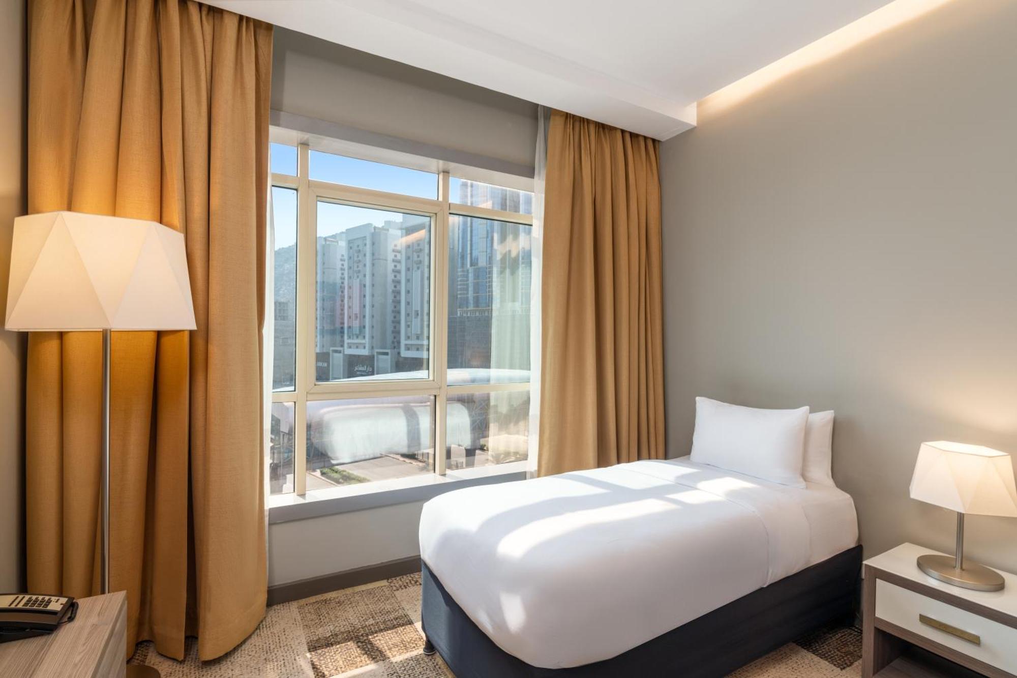 Mercure Makkah Aziziah Mecca Bagian luar foto